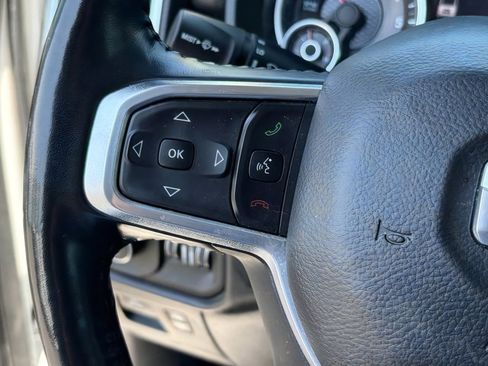Used 2020 RAM 1500 Laramie AWD/4WD image 18