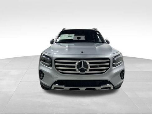 New 2026 Mercedes-Benz GLB 250 4MATIC image 9
