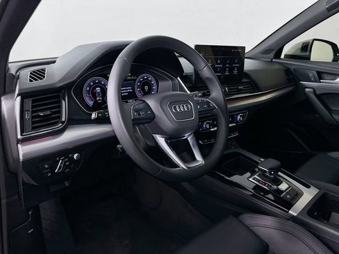 Used 2023 Audi Q5 2.0T Prestige w/ Prestige Package AWD/4WD image 9