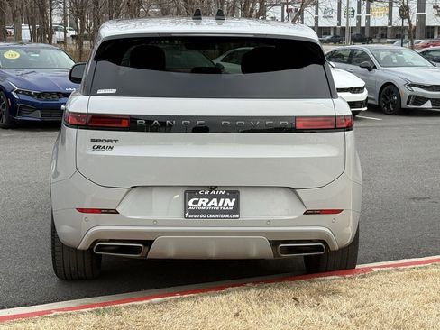 Used 2024 Land Rover Range Rover Sport Dynamic SE image 6