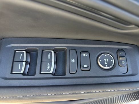 Used 2024 Honda Accord Sport image 15