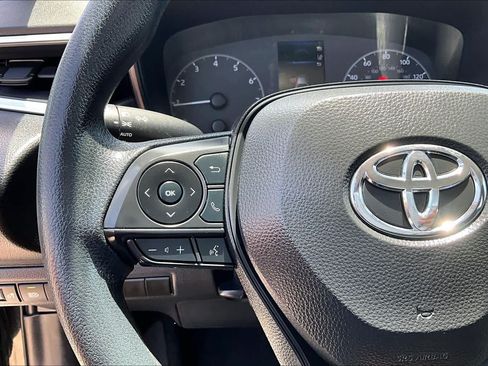 Used 2024 Toyota Corolla LE FWD image 22