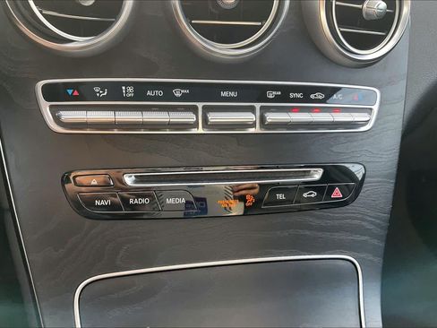 Used 2016 Mercedes-Benz GLC 300 image 30