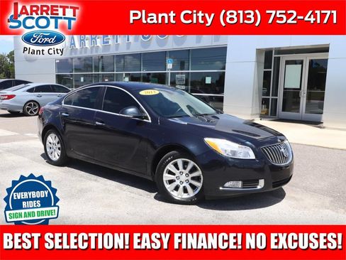 Used 2013 Buick Regal Premium FWD image 1
