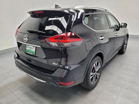 Used 2020 Nissan Rogue SV w/ Premium Package FWD image 9