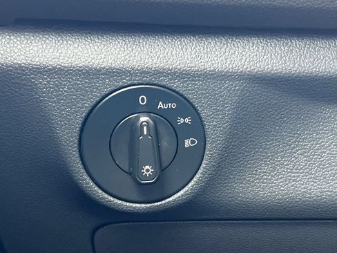 Used 2020 Volkswagen Jetta S image 27