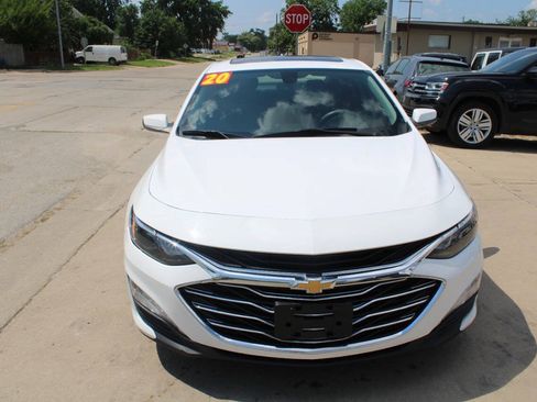 Used 2020 Chevrolet Malibu LT FWD image 3