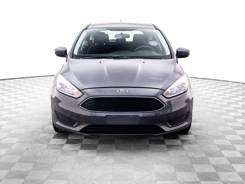 Used 2018 Ford Focus SE FWD image 9