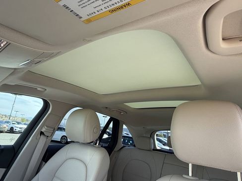 Used 2020 Mercedes-Benz GLC 300 image 21