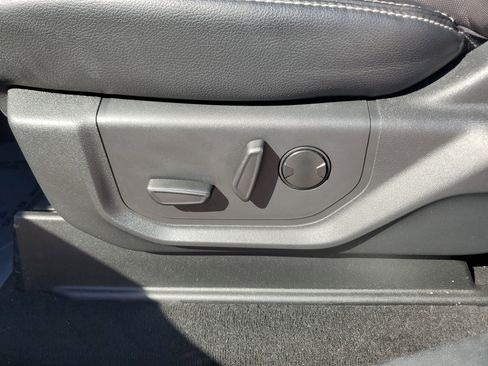 Used 2022 Ford F350 Lariat w/ Lariat Ultimate Package image 13