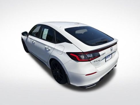 Used 2024 Honda Civic Sport image 4