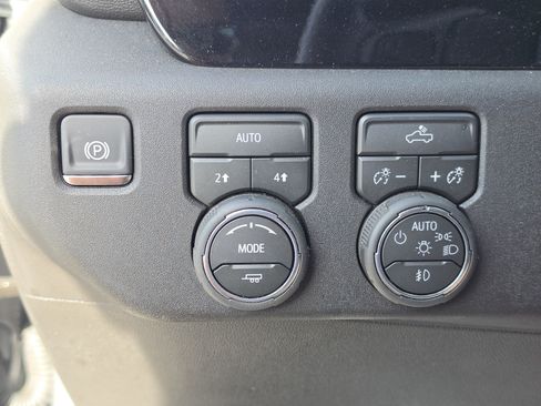 Used 2026 Chevrolet Silverado 1500 RST AWD/4WD image 34