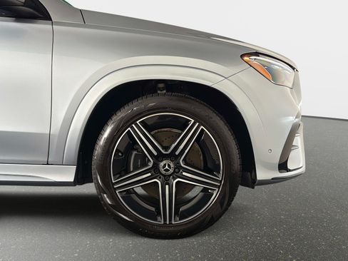 Used 2026 Mercedes-Benz GLE 450 4MATIC w/ Driver Assistance Package image 23