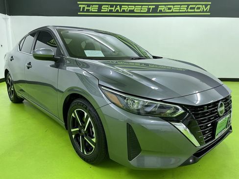 Used 2024 Nissan Sentra SV image 2