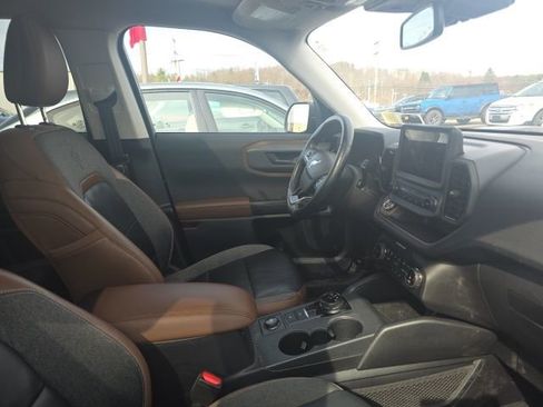 Used 2023 Ford Bronco Sport Outer Banks w/ Tech Package image 4