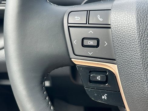 New 2026 Toyota Crown Signia image 27