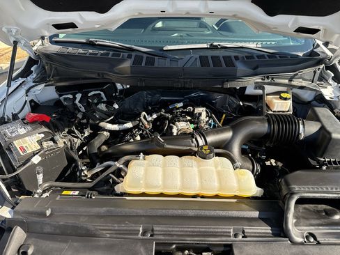 Used 2024 Ford F150 XLT RWD image 8