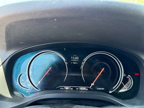 Used 2019 BMW X3 sDrive30i w/ M Sport Package RWD image 7