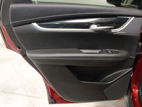 Used 2023 Cadillac XT5 Premium Luxury image 21