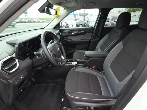 New 2026 Chevrolet TrailBlazer LT w/ Convenience Package FWD image 15