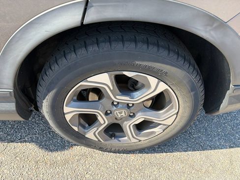 Used 2017 Honda CR-V EX image 10