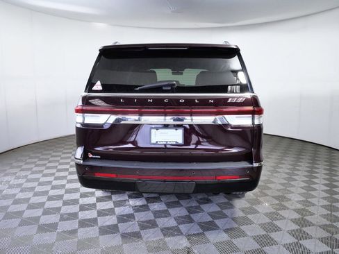 Certified 2023 Lincoln Navigator L Reserve AWD/4WD image 7