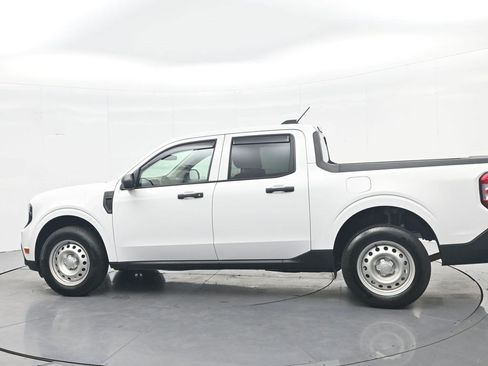 Used 2025 Ford Maverick XL w/ Equipment Group 102A AWD/4WD image 8