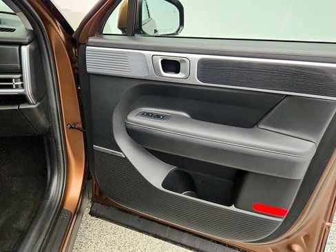 Used 2024 Hyundai Santa Fe Limited AWD/4WD image 28