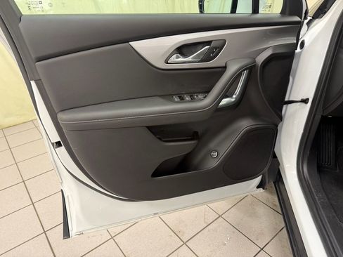 Used 2024 Chevrolet Blazer LT w/ Convenience Package image 33