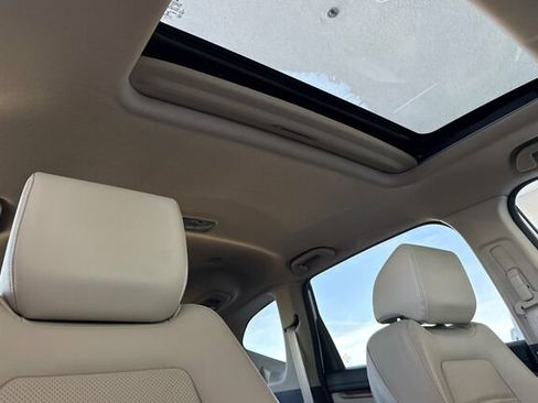 Used 2017 Honda CR-V Touring image 17