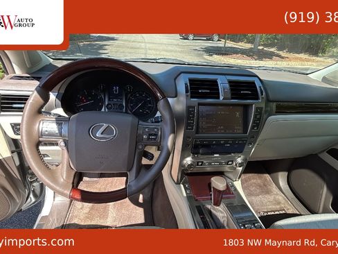 Used 2015 Lexus GX 460 w/ Premium Package AWD/4WD image 30