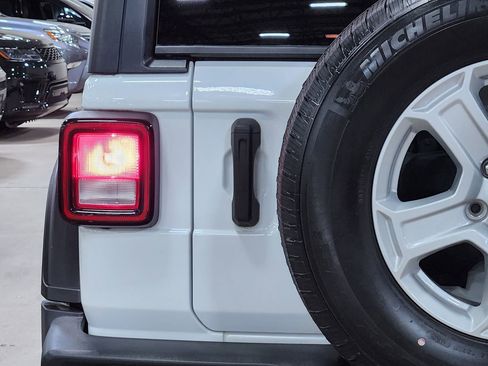 Used 2021 Jeep Wrangler Unlimited Sport S image 20