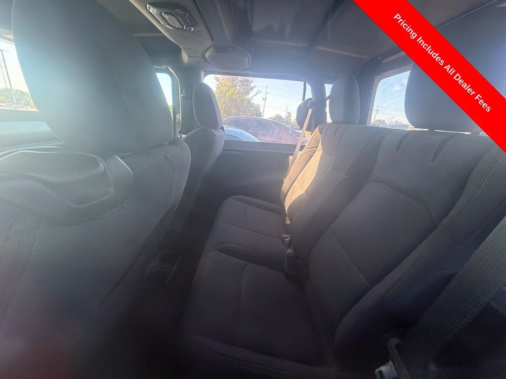 Used 2019 Jeep Wrangler Sport AWD/4WD image 8