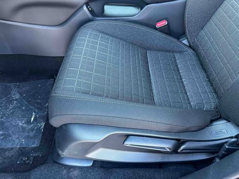 New 2026 Honda HR-V LX image 12