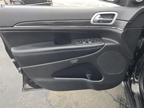 Certified 2021 Jeep Grand Cherokee Limited image 22