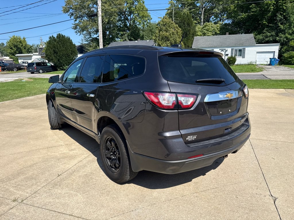 Used 2016 Chevrolet Traverse LS FWD image 7
