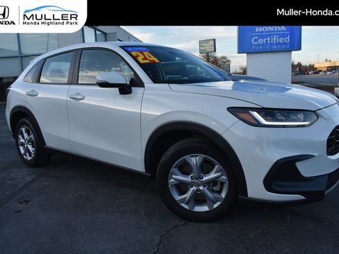 Certified 2024 Honda HR-V LX image 1