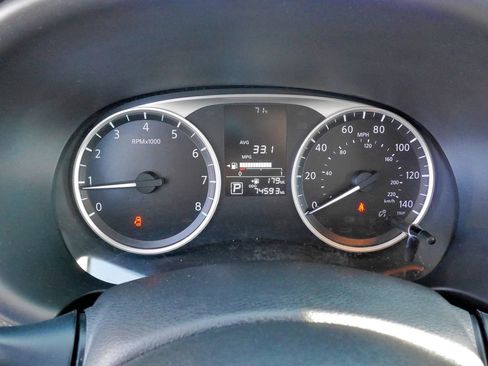 Used 2020 Nissan Kicks S image 24