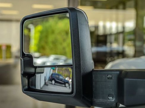 Used 2024 Chevrolet Silverado 2500 LTZ AWD/4WD image 48