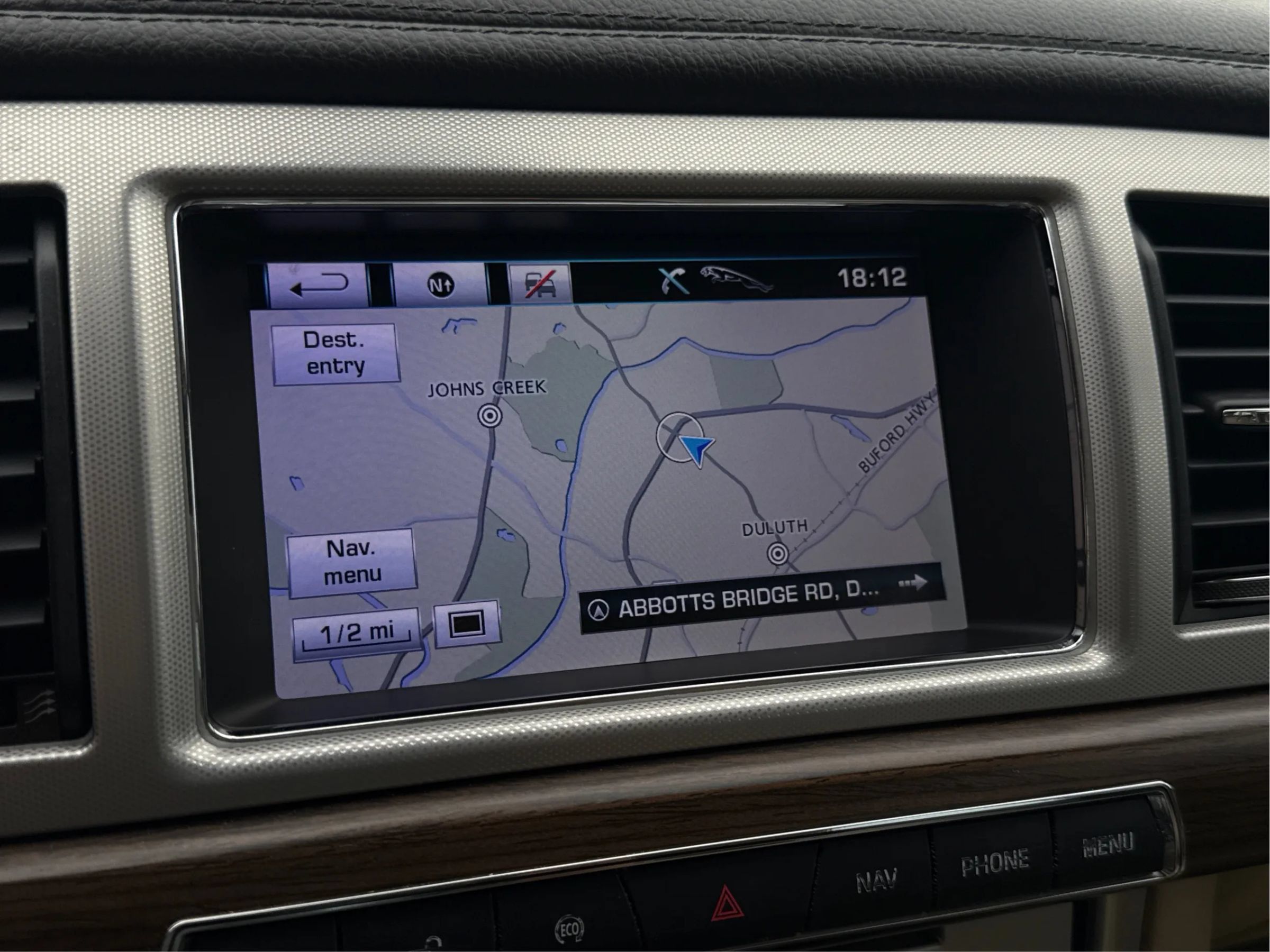 Used 2013 Jaguar XF 3.0 RWD image 12