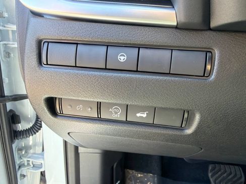 New 2026 Nissan Rogue SV AWD/4WD image 24