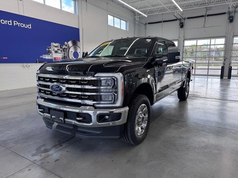 Certified 2023 Ford F350 Lariat w/ Lariat Ultimate Package AWD/4WD image 2