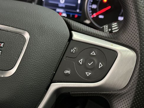 Used 2023 GMC Terrain SLE w/ Driver Convenience Package AWD/4WD image 30