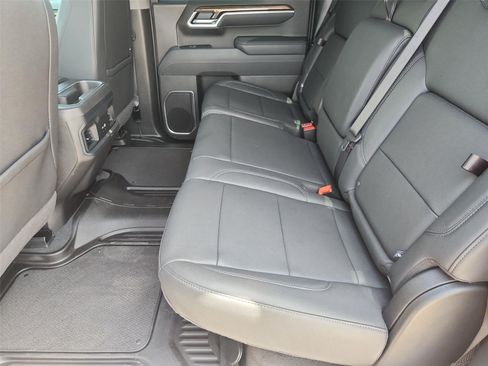 Used 2025 Chevrolet Silverado 1500 RST w/ Redline Edition AWD/4WD image 25