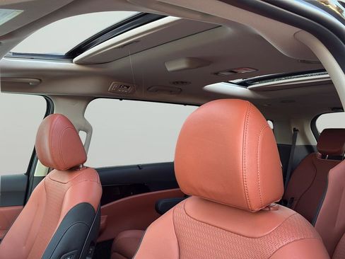 New 2026 Kia Carnival SX Prestige image 12