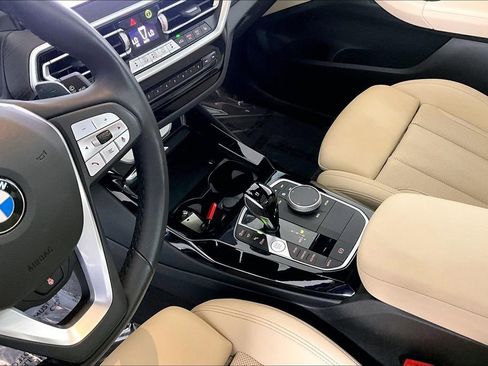 Used 2024 BMW X3 sDrive30i w/ Premium Package w/ZPA image 17