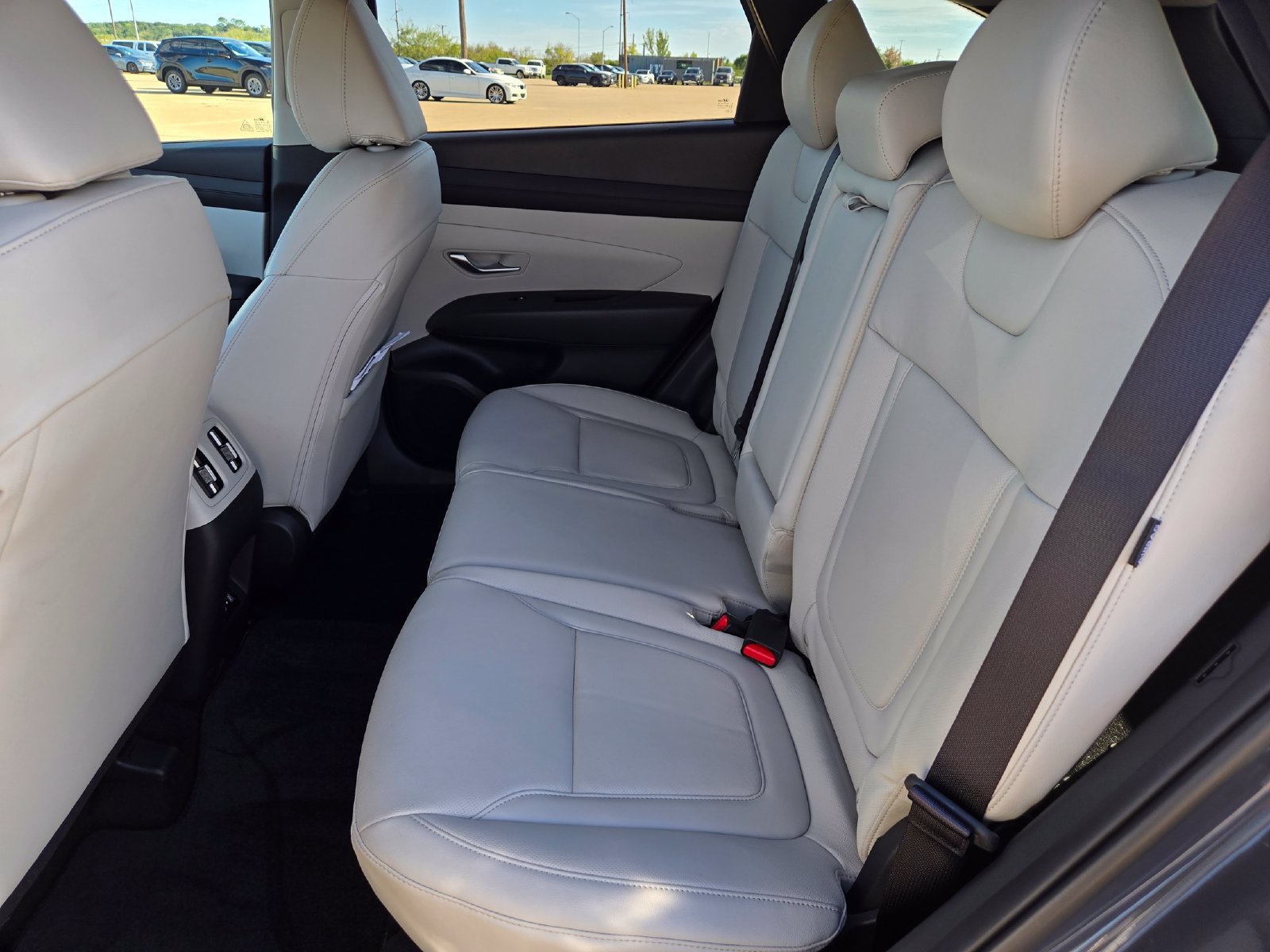 New 2026 Hyundai Tucson SEL Plus FWD image 18