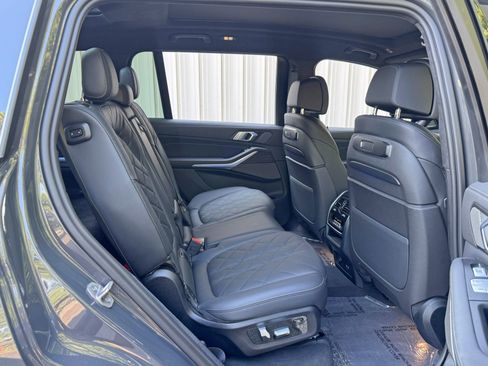 Used 2023 BMW X7 xDrive40i w/ M Sport Package AWD/4WD image 50