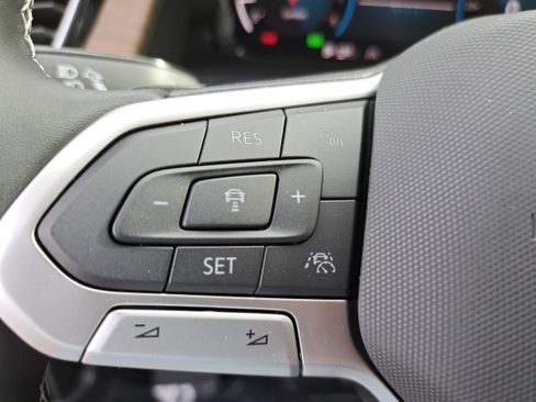 New 2026 Volkswagen Atlas SE image 18