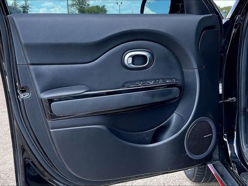 Used 2019 Kia Soul ! w/ Technology Package FWD image 26